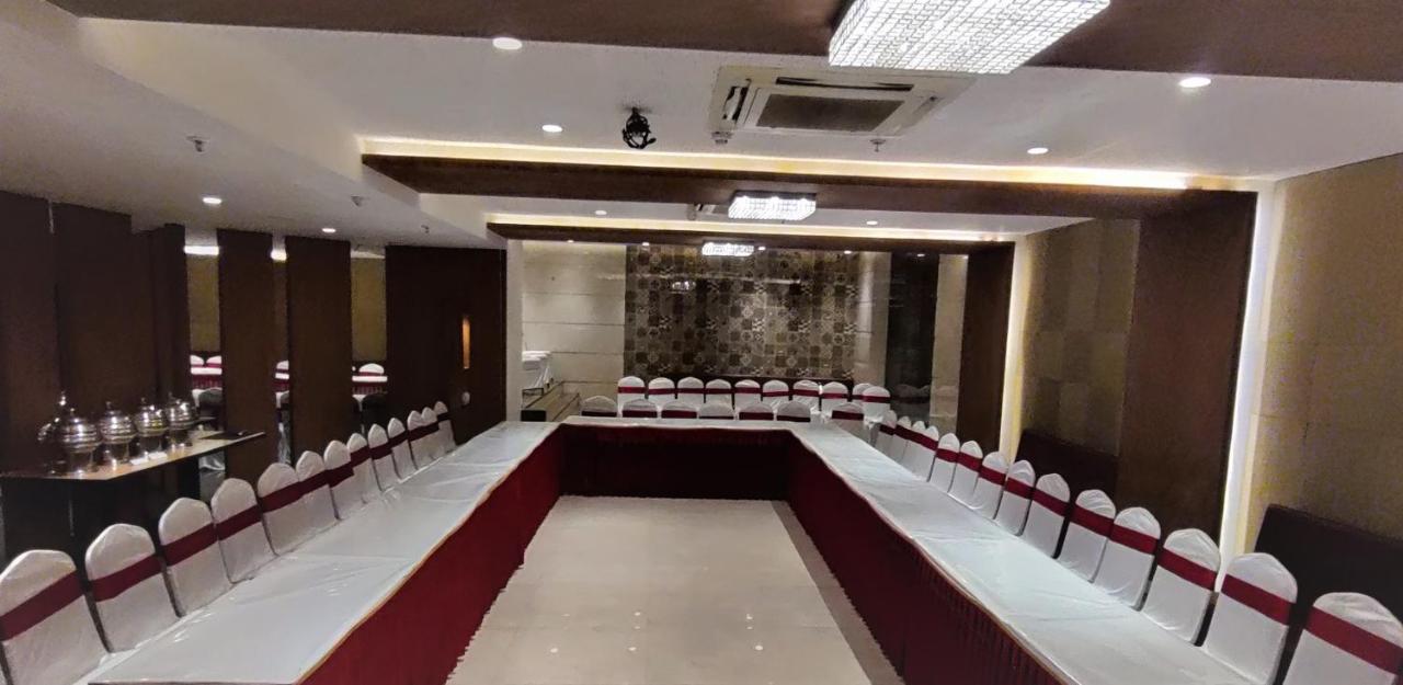 Hotel Grand Mookambika Navi Mumbai Zewnętrze zdjęcie