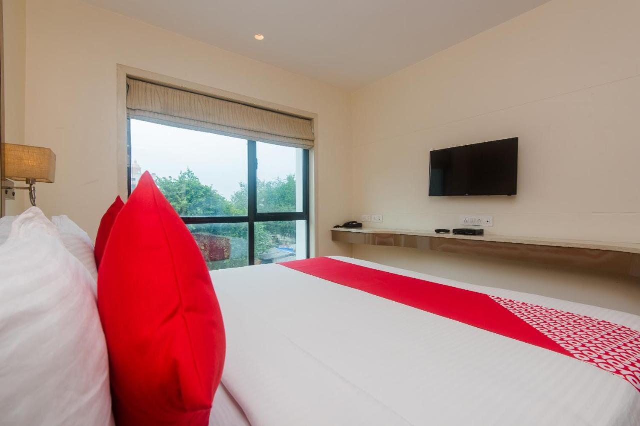 Hotel Grand Mookambika Navi Mumbai Zewnętrze zdjęcie