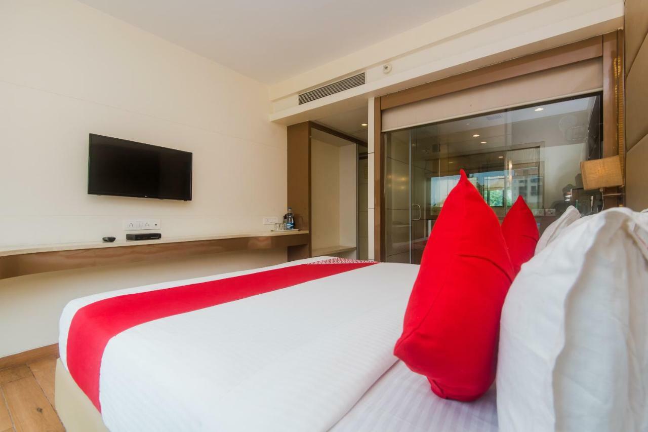 Hotel Grand Mookambika Navi Mumbai Zewnętrze zdjęcie